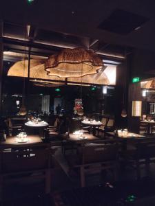 四川成都灯具批发采购、零售选购，还是需要安装、维修、维保服务，邓师傅都能满足您的需求