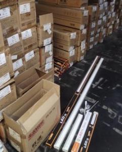 西南地区四川成都找买 LED T5/T8 日光灯，找成都金府邓师傅！专业批发、销售、安装、换新，全品类灯具一站式服务