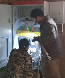 新都区邓师傅专注LED灯具批发、零售、上门安装、售后维护一站式服务，源头工厂直供货源，商业照明灯具批发找成都邓师傅专业