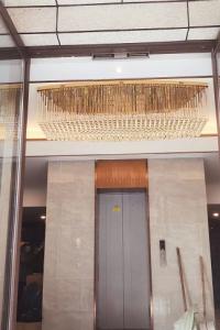 四川新房装修、旧房换灯，认准邓师傅LED灯具批发安装。专注家用照明多年，一件也是批发