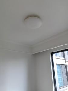 成都新都区邓师傅灯具配件批发运营销售安装配送服务中心，成都灯具批发市场厂家直营