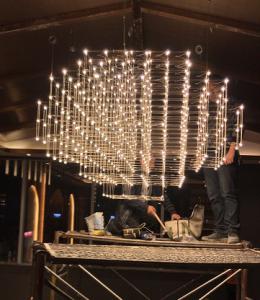 成都办公室灯具批发供货｜LED平板灯、吊线长条灯批量销售